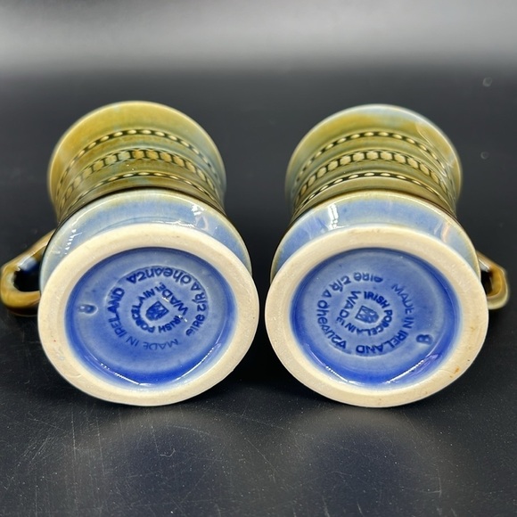 Vintage Small Wade
Shamrock Irish Porcelain
Tankard/Mug w/Harp Handle - Picture 7 of 8